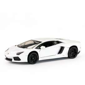 Lamborghini  - Aventador white - 1:18 - Rastar - rastar61300w | The Diecast Company