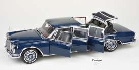 Mercedes Benz  - 600 Pullmann 1968 blue - 1:18 - CMC - 205 - cmc205 | The Diecast Company