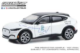 Mustang  - Mach-E 2021  - 1:64 - GreenLight - 30438 - gl30438 | The Diecast Company