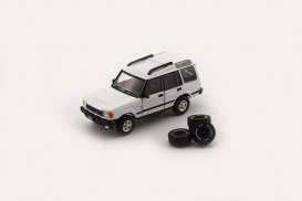Land Rover  - Discovery 1 1998 white - 1:64 - BM Creations - 64B0192 - BM64B0192rhd | The Diecast Company
