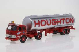 Pegaso  - 2011/50 1968 silver/red - 1:43 - Magazine Models - magPEG014 | The Diecast Company