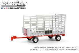 Tractor  - throw wagon silver/red - 1:64 - GreenLight - 48090F - gl48090F | The Diecast Company