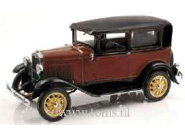 Ford 1931 Red black 1 18 Motor City Classics mocity46001 The Diecast Company