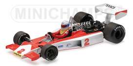 McLaren  - 1975 white/red - 1:18 - Minichamps - 530751802 - mc530751802 | The Diecast Company