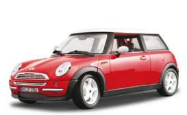 Mini  - 2001 red w/white roof - 1:18 - Bburago - 12034r - bura12034r | The Diecast Company