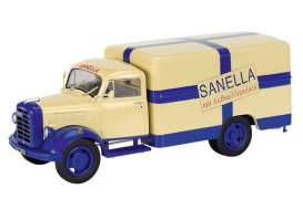 Borgward  - beige/blue - 1:43 - Schuco - 3451 - schuco3451 | The Diecast Company