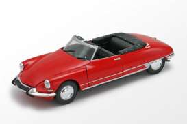 Citroen  - red - 1:24 - Welly - 22506Cr - welly22506Cr | The Diecast Company