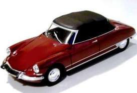 Citroen  - red - 1:24 - Welly - 22506Hr - welly22506Hr | The Diecast Company