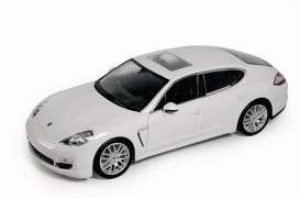 Porsche  - 2009 white - 1:24 - Welly - 24011w - welly24011w | The Diecast Company