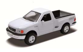 Ford  - 1998 white - 1:24 - Welly - 29391w - welly29391w | The Diecast Company