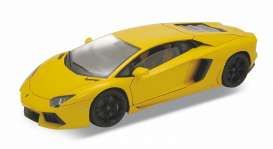 Lamborghini  - Aventador 2011 yellow - 1:18 - Welly - 18041y - welly18041y | The Diecast Company