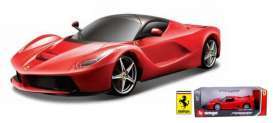 Ferrari  - red - 1:24 - Bburago - 26001r - bura26001r | The Diecast Company