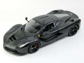Ferrari  - Laferrari 2014 matt black - 1:18 - Bburago - 16901 - bura16901bk | The Diecast Company