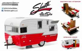 Shasta  - 1961 white/red - 1:24 - GreenLight - 18225 - gl18225 | The Diecast Company