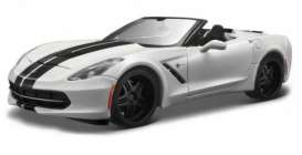 Chevrolet  - 2014 white - 1:24 - Maisto - 32501w - mai32501w | The Diecast Company