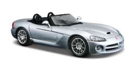 Dodge  - 2003 silver - 1:24 - Maisto - 31232s - mai31232s | The Diecast Company