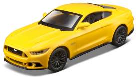 Ford  - 2015 yellow - 1:43 - Maisto - 13079Y - mai13079Y | The Diecast Company