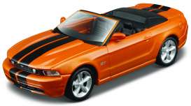 Ford  - orange/black - 1:43 - Maisto - 08012o - mai08012o | The Diecast Company