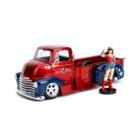 Chevrolet  - COE Pickup *Wonder Woman*  1952 red/blue - 1:24 - Jada Toys - 30453 - jada253255010 | The Diecast Company