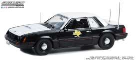 Ford  - Mustang 1982  - 1:18 - GreenLight - 13602 - gl13602 | The Diecast Company