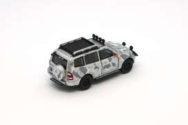 Mitsubishi  - Pajero 3rd gen. *Jungle Pack* 2001 white - 1:64 - BM Creations - 64B0049 - BM64B0049 | The Diecast Company