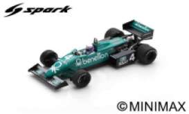 Tyrrell  - 011 1983 green/black - 1:43 - Spark - s7285 - spas7285 | The Diecast Company