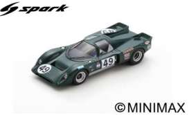 Chevron  - Ford B16 1970 darkgreen - 1:43 - Spark - s9402 - spas9402 | The Diecast Company