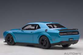 Dodge  - Challenger blue - 1:18 - AutoArt - 71747 - autoart71747 | The Diecast Company