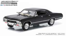 Chevrolet  - Impala 1967 black - 1:43 - GreenLight - 86443 - gl86443 | The Diecast Company