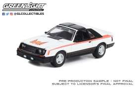 Ford  - Mustang Cobra 1981 white/black - 1:64 - GreenLight - 13320D - gl13320D | The Diecast Company