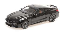 BMW  - M8 Coupe 2020 black metallic - 1:18 - Minichamps - 110029021 - mc110029021 | The Diecast Company