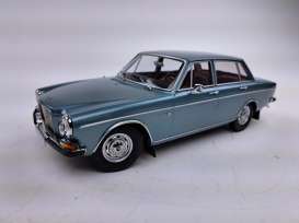 Volvo  - 164 1990 steel blue - 1:18 - Triple9 Collection - 1800372 - T9-1800372 | The Diecast Company