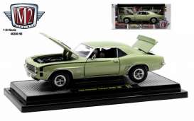 Chevrolet  - Camaro SS/RS 396 1969 green - 1:24 - M2 Machines - 40300-98A - M2-40300-98A | The Diecast Company