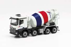 Mercedes Benz  - Arocs white/red/blue - 1:87 - Herpa - H316170 - herpa316170 | The Diecast Company