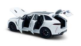 Jaguar  - F-Pace white - 1:32 - Tayumo - 32110019 - tay32110019 | The Diecast Company