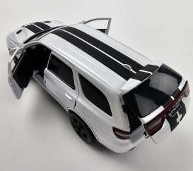 Dodge  - Durango SRT white - 1:32 - Tayumo - 32145021 - tay32145021 | The Diecast Company