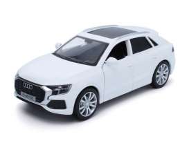 Audi  - Q8 white - 1:36 - Tayumo - 36140211 - tay36140211 | The Diecast Company