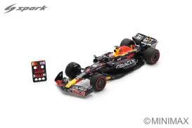 Red Bull Racing  Oracle - RB19 2023 blue/red/yellow - 1:18 - Spark - 18S902 - spa18S902 | The Diecast Company