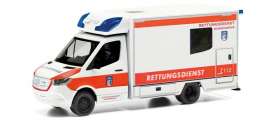 Mercedes Benz  - Sprinter red/white - 1:87 - Herpa - H700801 - herpa700801 | The Diecast Company