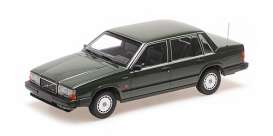 Volvo  - 740 GL 1986 dark green - 1:18 - Minichamps - 155171702 - mc155171702 | The Diecast Company