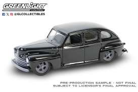Ford  - Fordor  1948 black - 1:64 - GreenLight - 28150A - gl28150A | The Diecast Company