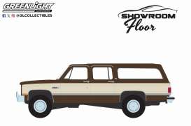 GMC  - Suburban 1986  - 1:64 - GreenLight - 68060E - gl68060E | The Diecast Company