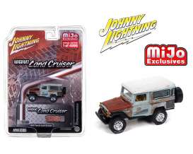 Toyota  - Land Cruiser 1980  - 1:64 - Johnny Lightning - CP7463 - JLCP7463 | The Diecast Company