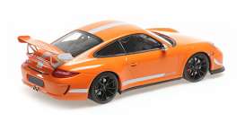 Porsche  - 911 GT3 RS 4.0 2011 orange - 1:18 - Minichamps - 155062224 - mc155062224 | The Diecast Company