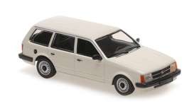 Opel  - Kadett D Caravan 1979 white - 1:43 - Maxichamps - 940044110 - mc940044110 | The Diecast Company