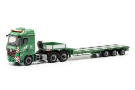 Mercedes Benz  - Arocs green - 1:87 - Herpa Trucks - H317627 - herpa317627 | The Diecast Company