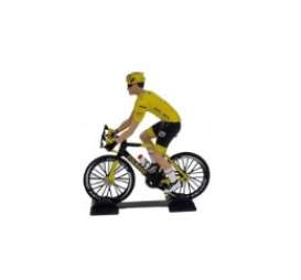 Figures  - 2024 yellow - 1:18 - Solido - 1809905 - soli1809905 | The Diecast Company