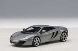 McLaren  - MP4-12C 2011 silver - 1:43 - AutoArt - 56007 - autoart56007 | The Diecast Company