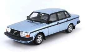 Volvo  - 244 Turbo blue - 1:18 - DNA - DNA000135 - DNA000135 | The Diecast Company