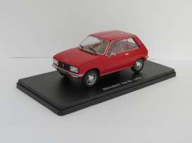 Peugeot  - 1976 Red - 1:24 - Magazine Models - 24peugeot104ZS - mag24peu104ZSr | The Diecast Company